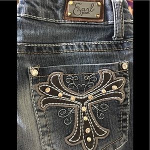 Earl Jean Bootcut Style